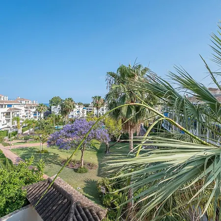 - Puerto Banus, Locrimar 3 * Marbella
