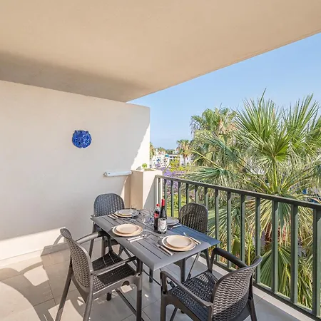 - Puerto Banus, Locrimar 3 * Marbella